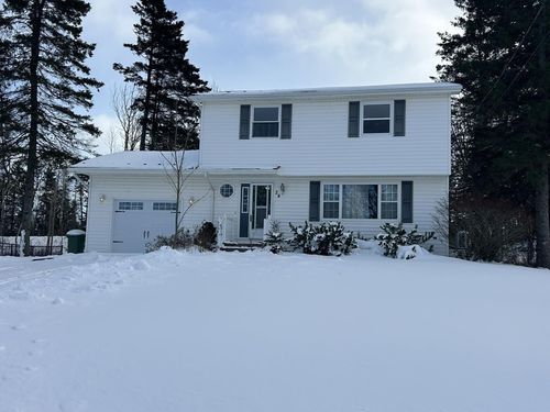 26 Oakwood Dr, Truro Heights, NS, B6L1N4 | Card Image