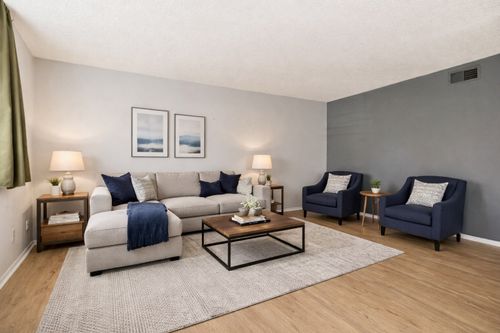 947 Coarsey Dr, Nashville, TN, 37217-2138 | Card Image