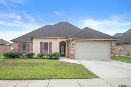 8862 Reserve Oak Ave, Zachary, LA, 70791-7472 | Card Image