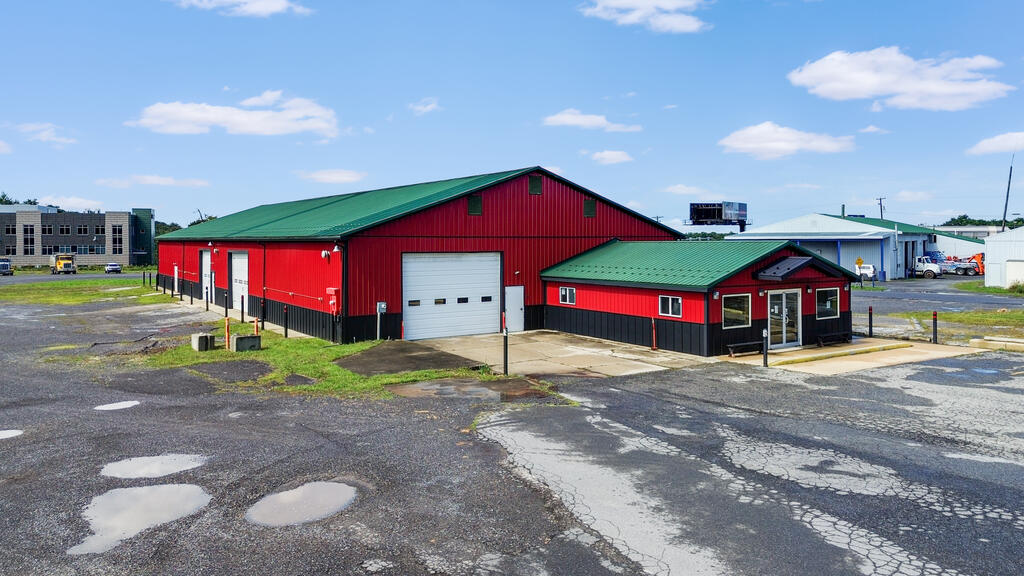 131 Mini Mall Rd, Ebensburg, PA 15931