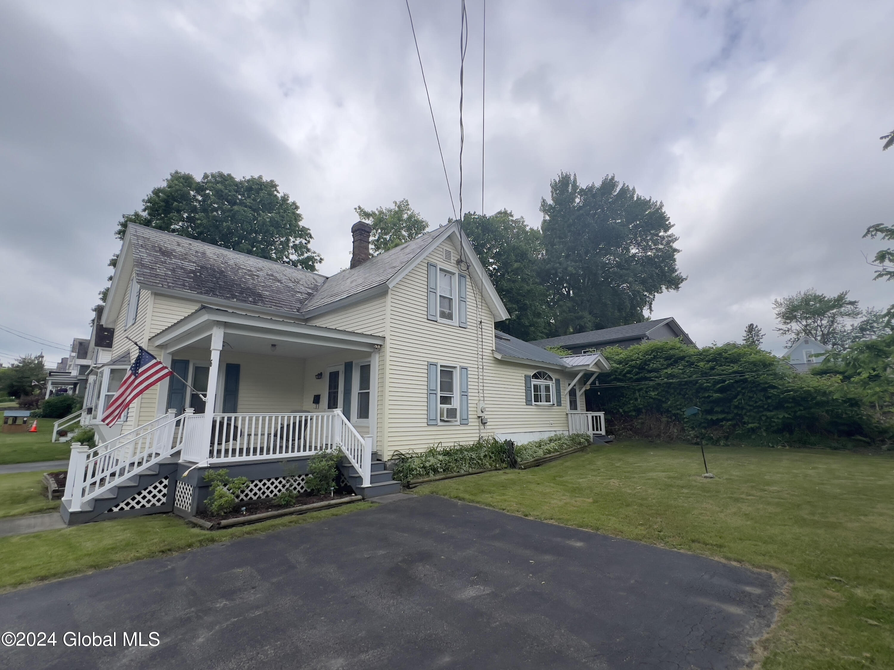 Holcomb Ave, Ticonderoga, NY 12883