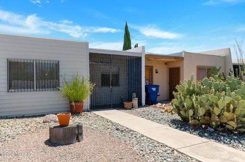 5032 E Lee St, Tucson, AZ, 85712-4027 | Card Image