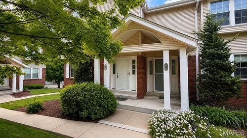1-1 Glen Echo Lane, St Peters, MO, 63303 | Card Image
