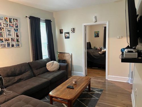 apt-4-61 Vine St, Lynn, MA, 01905-2956 | Card Image