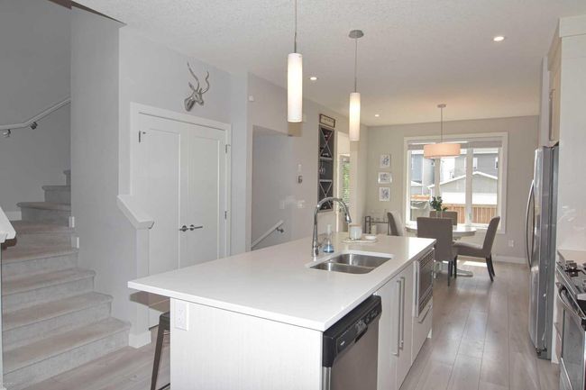 828 West Lakeview Drive, House other with 3 bedrooms, 3 bathrooms and 4 parking in Chestermere AB | Image 10