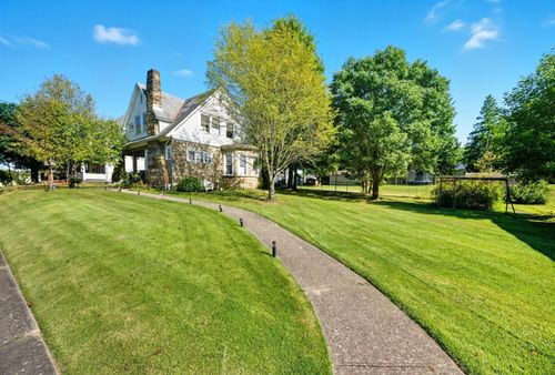 218 Park Ave, New Lexington, OH, 43764-1373 | Card Image