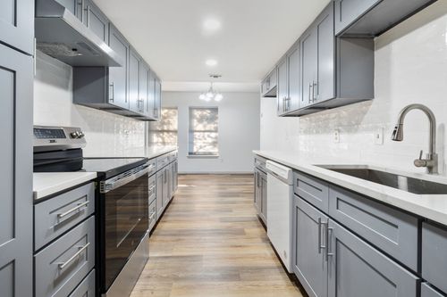 2003 Fleur De Lis Ct, Arlington, TX, 76012-2200 | Card Image