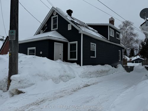 115 4th Ave, Schumacher, ON, P0N1G0 | Card Image