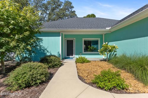 217 Sellers St, Oak Island, NC, 28465-8234 | Card Image