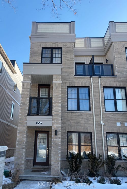 1557 Green Rd, Bowmanville, ON, L1C7E5 | Card Image