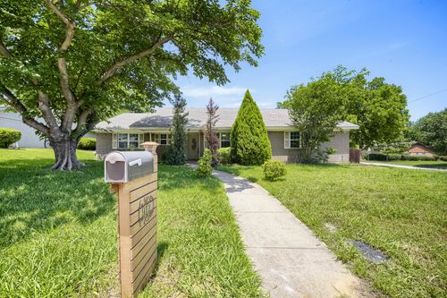 917 Stratford Dr, Bedford, TX, 76021-5323 | Card Image