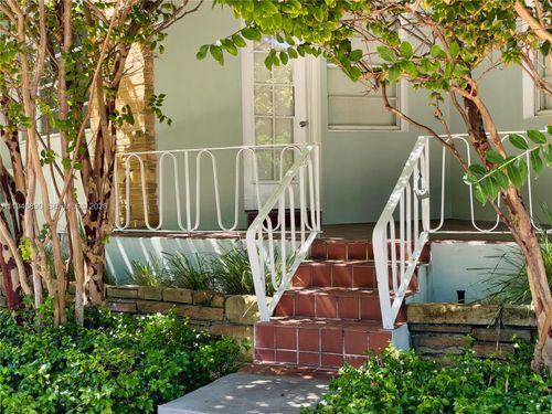 apt-4-1925 Washington Ave, Miami Beach, FL, 33139-1975 | Card Image