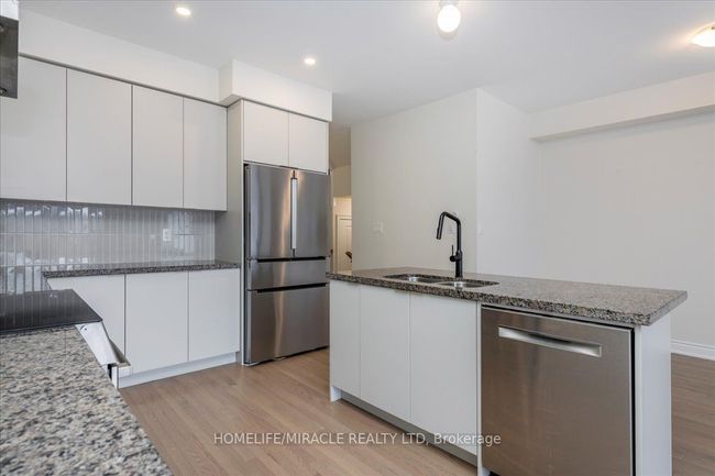 71 Arnold Cres, House attached with 3 bedrooms, 3 bathrooms and 2 parking in Alliston ON | Image 7