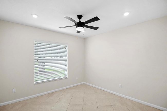3218 Sw Crumpacker St, House other with 3 bedrooms, 2 bathrooms and null parking in Port Saint Lucie FL | Image 33