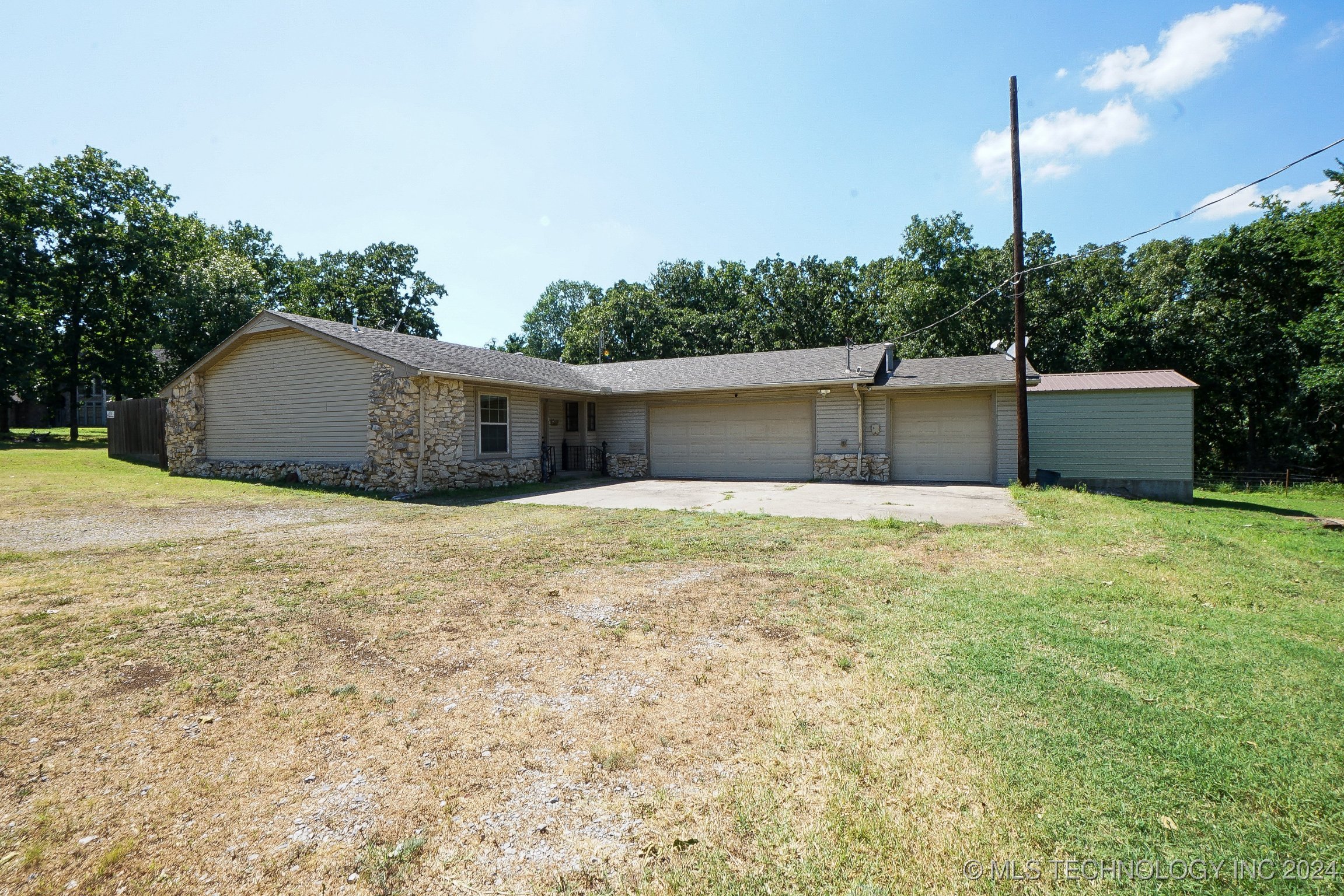 174th St, Mounds, OK 74047