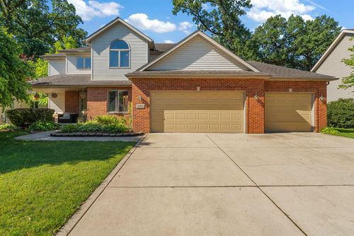 5371 72nd Ave, Schererville, IN, 46375 | Card Image