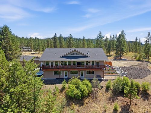 21413 W South Bank Rd, Nine Mile Falls, WA, 99026-6008 | Card Image