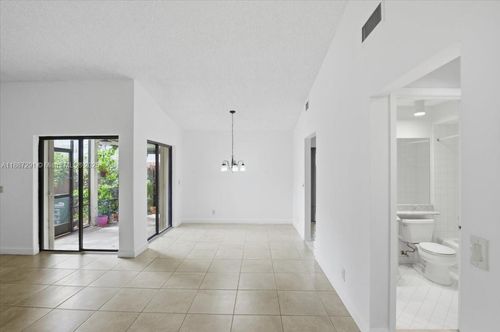 17270 Nw 60th Ct, Hialeah, FL, 33015-4669 | Card Image