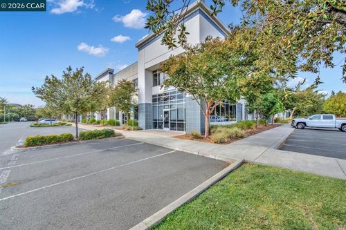4725 Mangels Blvd, Fairfield, CA, 94534-4175 | Card Image
