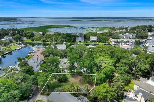 44 Sparwheel Ln, Hilton Head Island, SC, 29926-1275 | Card Image