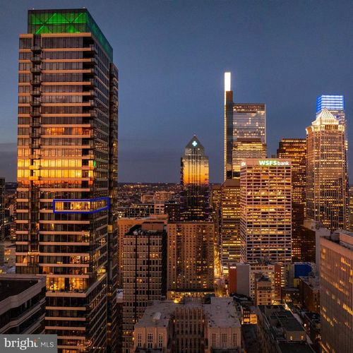 3301-1911 Walnut St, PHILADELPHIA, PA, 19103-4605 | Card Image