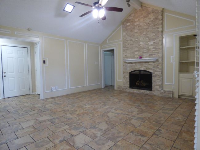 1920 Arbor Creek Dr, House other with 3 bedrooms, 2 bathrooms and null parking in Carrollton TX | Image 10