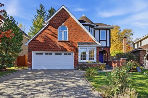 19 Cullen Crt, Nepean, ON, K2G4Z2 | Card Image