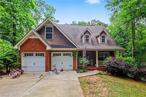 3186 Sweetbriar Dr, Villa Rica, GA, 30180-7814 | Card Image