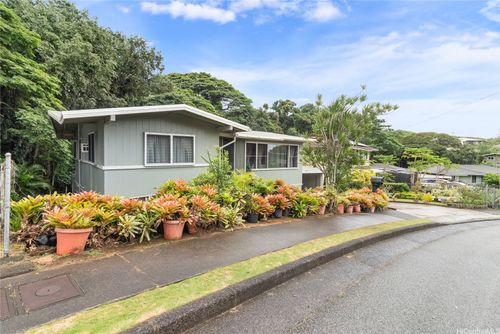 1805 Alu Pl, Honolulu, HI, 96819-3602 | Card Image