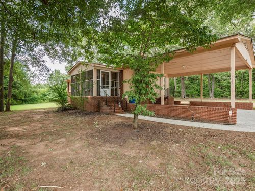 1317 Pell Dr, Lincolnton, NC, 28092-7314 | Card Image