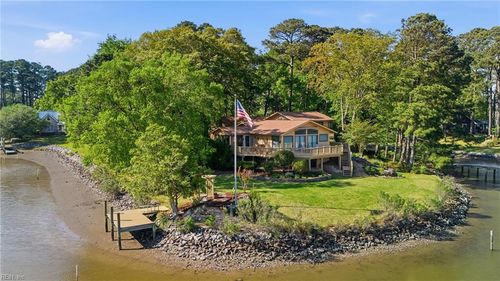 3094 Bray Rd, Virginia Beach, VA, 23452-7108 | Card Image