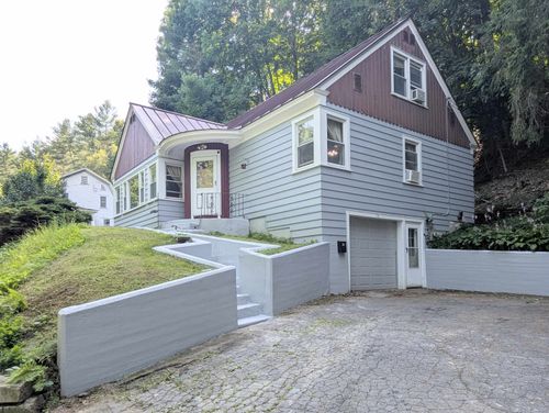 70 Fifth Ave, St. Johnsbury, VT, 05819-2672 | Card Image
