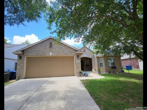 5131 Gemsbuck Chase, San Antonio, TX, 78251-4381 | Card Image