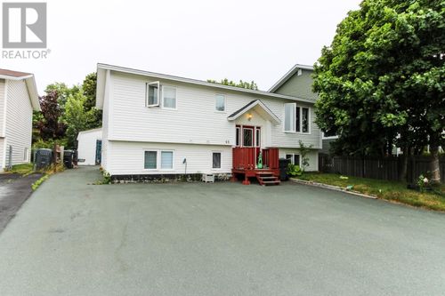 43 Dawes Pl, Home with 5 bedrooms, 2 bathrooms and null parking in Conception Bay South NL | Card Image
