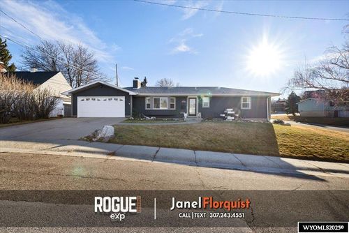 2051 Valcaro Rd, Casper, WY, 82604-4916 | Card Image