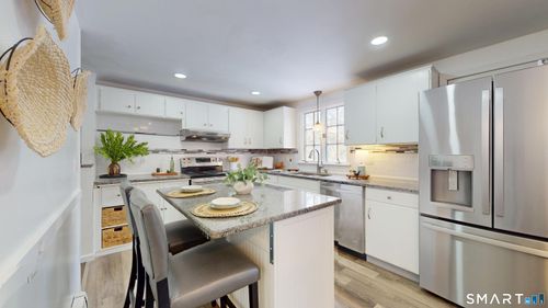 5 Williamsburg Rd, Marlborough, CT, 06447-1538 | Card Image