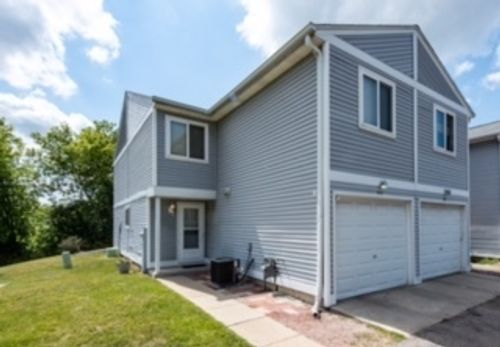 525 Meadow Green Ln, Round Lake Beach, IL, 60073-1355 | Card Image