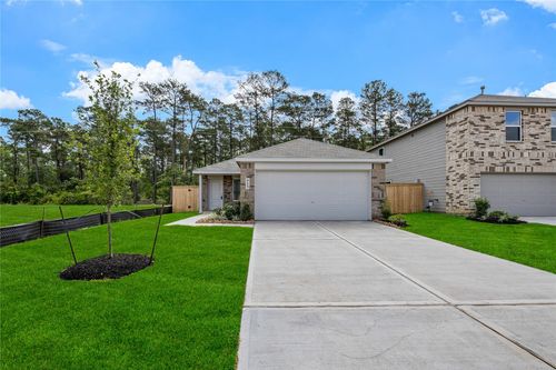 915 Songbird Ln, Magnolia, TX, 77354-7548 | Card Image