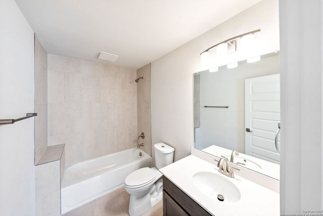 UNIT-2101 - 419 Ira Ave, House other with 3 bedrooms, 4 bathrooms and null parking in San Antonio TX | Image 5
