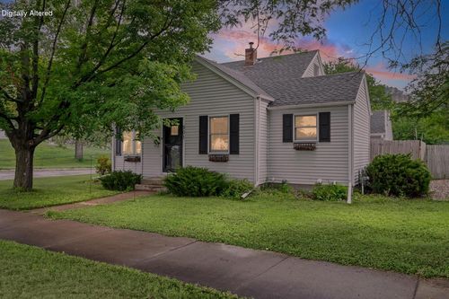 901 Losey Boulevard S, La Crosse, WI, 54601 | Card Image