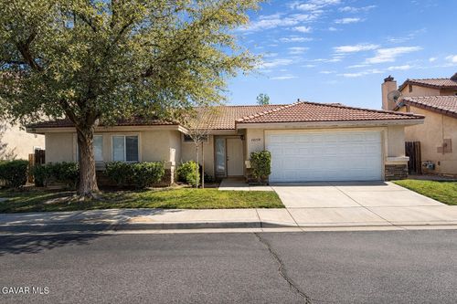 40150 Cantara Dr, Palmdale, CA, 93550-2127 | Card Image