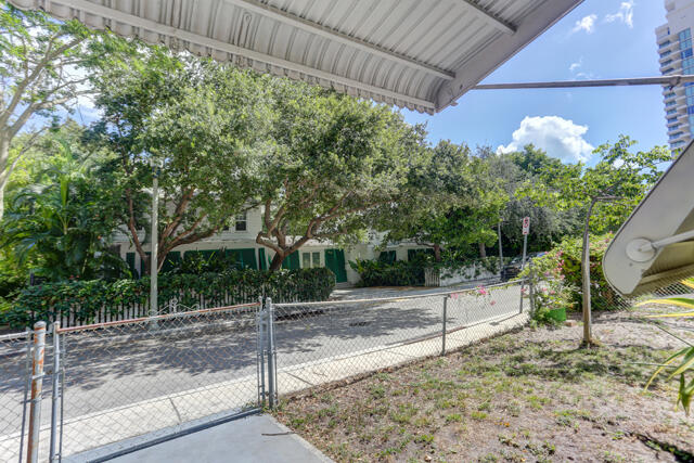 Residential in West Palm Beach 4