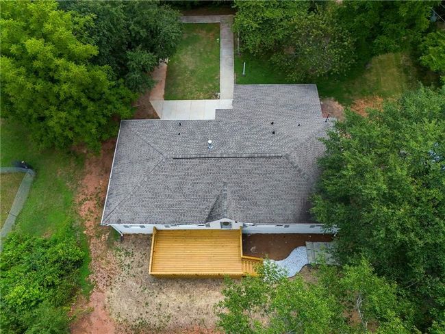 522 Stell Rd, House other with 3 bedrooms, 2 bathrooms and 4 parking in woodstock GA | Image 28