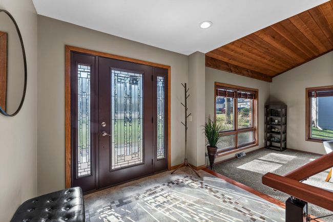 630 E Rum River Dr N, House other with 5 bedrooms, 4 bathrooms and null parking in Cambridge MN | Image 7