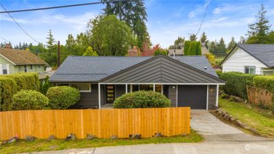 2707 Ne 110th Street, House other with 3 bedrooms, 1 bathrooms and 1 parking in Seattle WA | Image 2