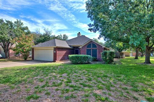 101 Pecan Vista Ln, Georgetown, TX, 78626-4541 | Card Image
