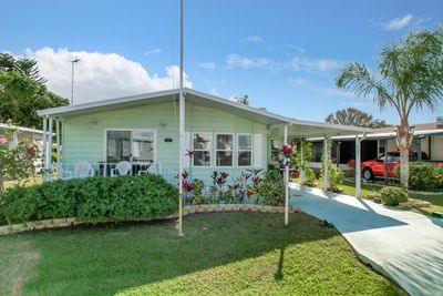 Front porch of property | Image 3