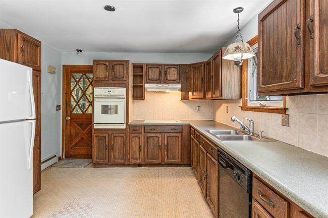 334 Grandview Dr, House other with 4 bedrooms, 3 bathrooms and null parking in Richmond VT | Image 6