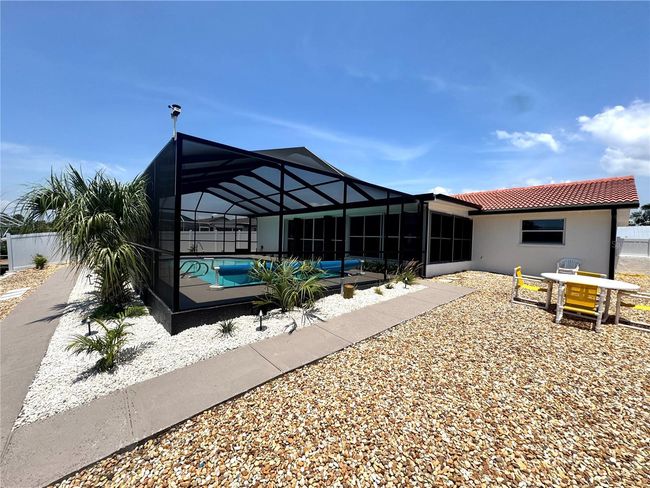 6524 Senegal Palm Way, House other with 3 bedrooms, 2 bathrooms and null parking in APOLLO BEACH FL | Image 39