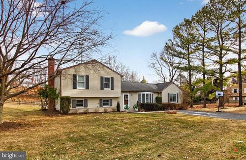 4709 Hale Haven Dr, Ellicott City, MD, 21043-6670 | Card Image